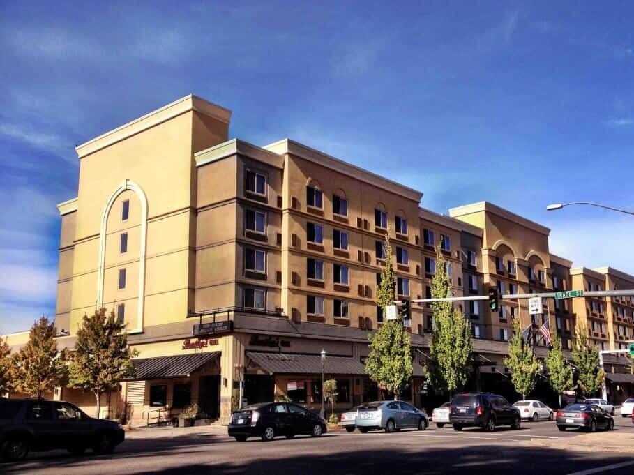 Picture of The Grand Hotel in Salem