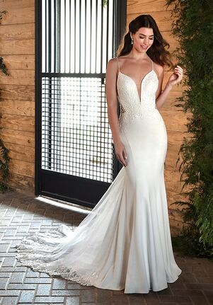 Essense of Australia D3339 Fit-and-Flare Wedding Dress
