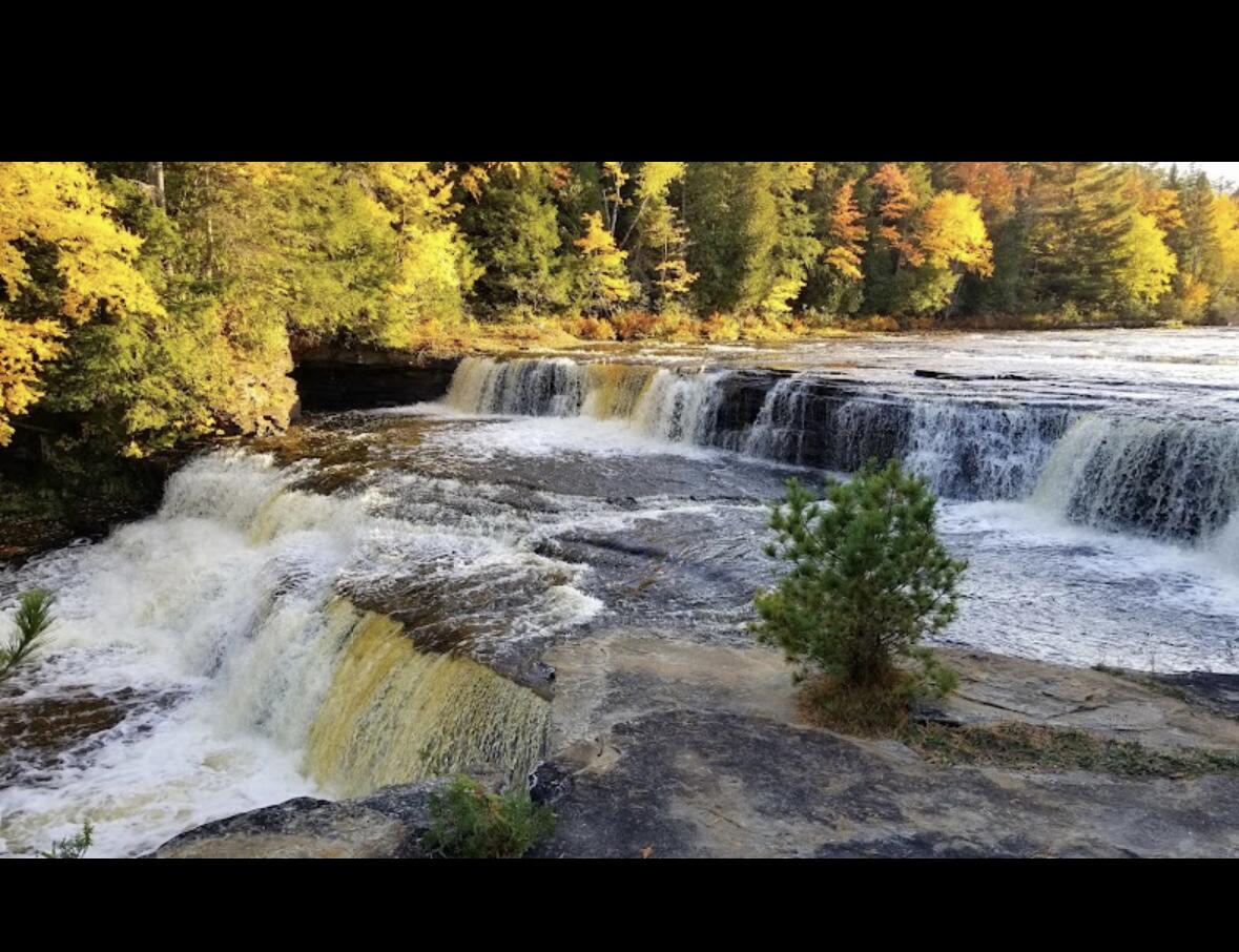 Picture of Tahquamenon Falls 