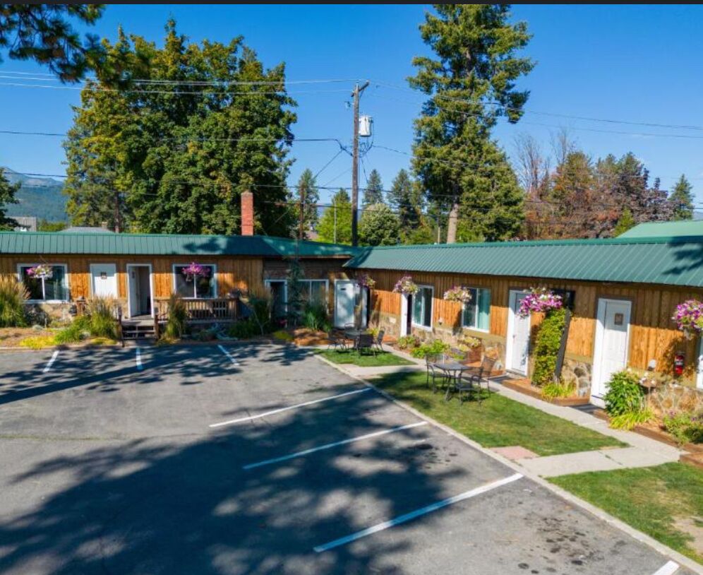 Picture of Evergreen Motel 
