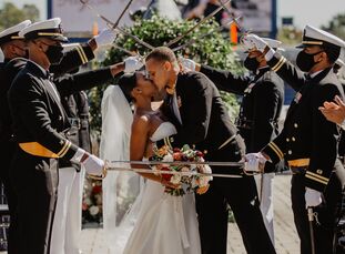 The United States Naval Academy holds a special place in the hearts of Alyssa Burns & Kevin Edwards II. Kevin graduated from the United States Naval A