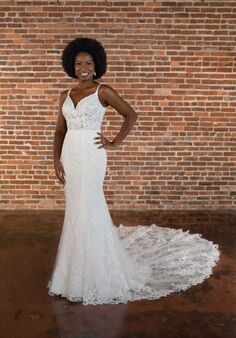 Essense of Australia D3695 Fit-and-Flare Wedding Dress