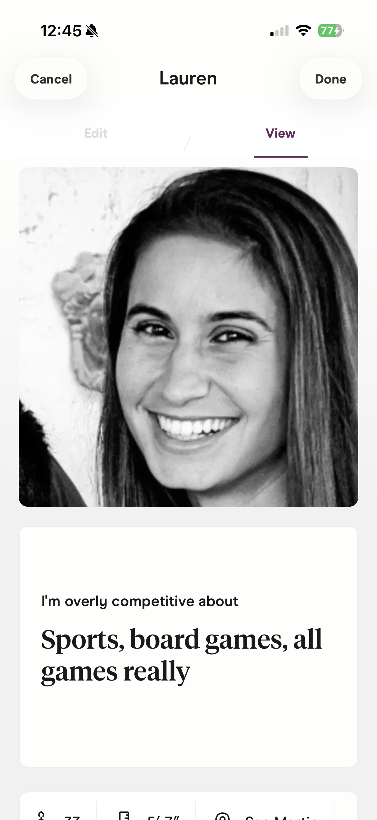 Cameron messaged Lauren for the first time on Hinge: “Katan?”