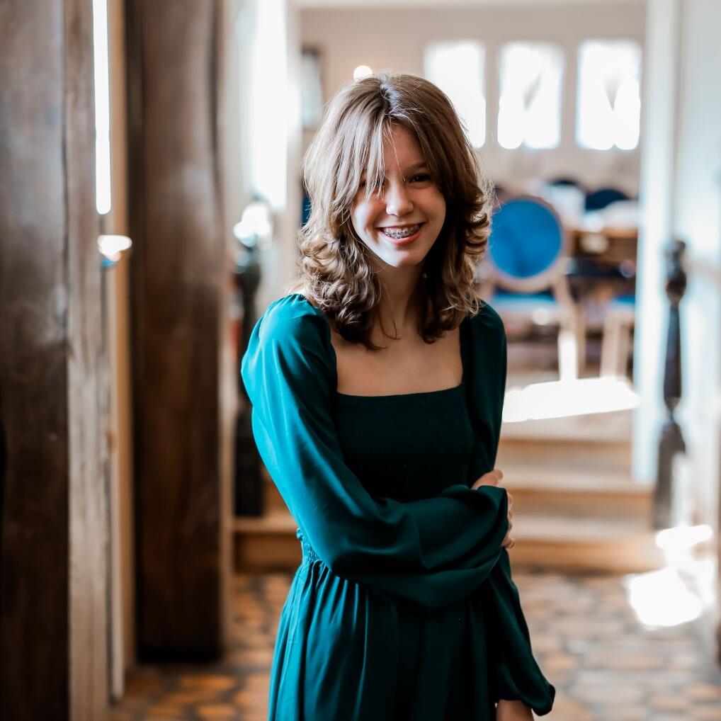 Janoeva Mayer