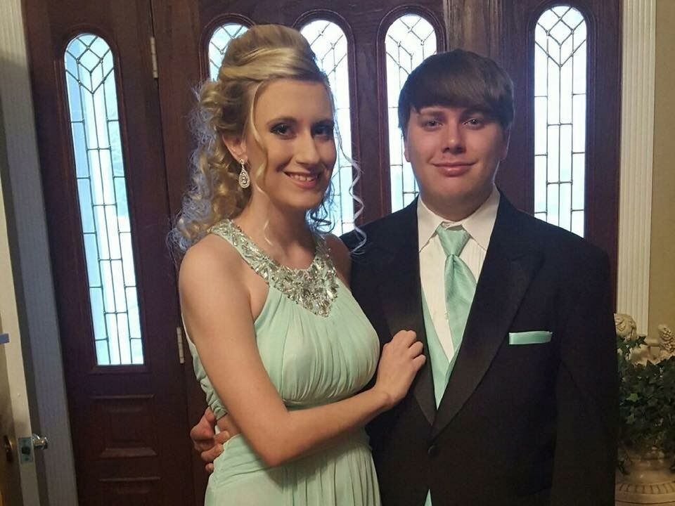 Picture of High School Sweethearts 