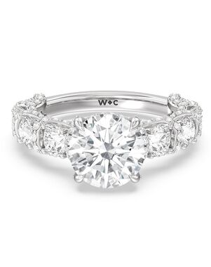 With Clarity Emerald, Round, Oval Cut Engagement Ring