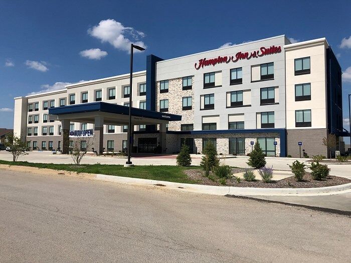 Picture of Hampton Inn & Suites