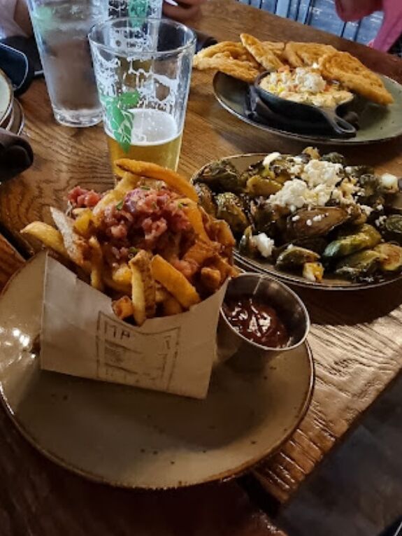 Picture of Manor Hill Tavern