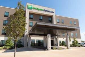 Picture of Holiday Inn Express & Suites Kingfisher an IHG Hotel