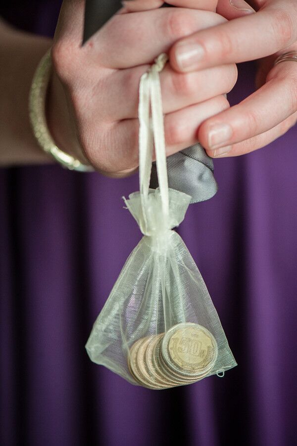 13 coins for Filipino arras ritual