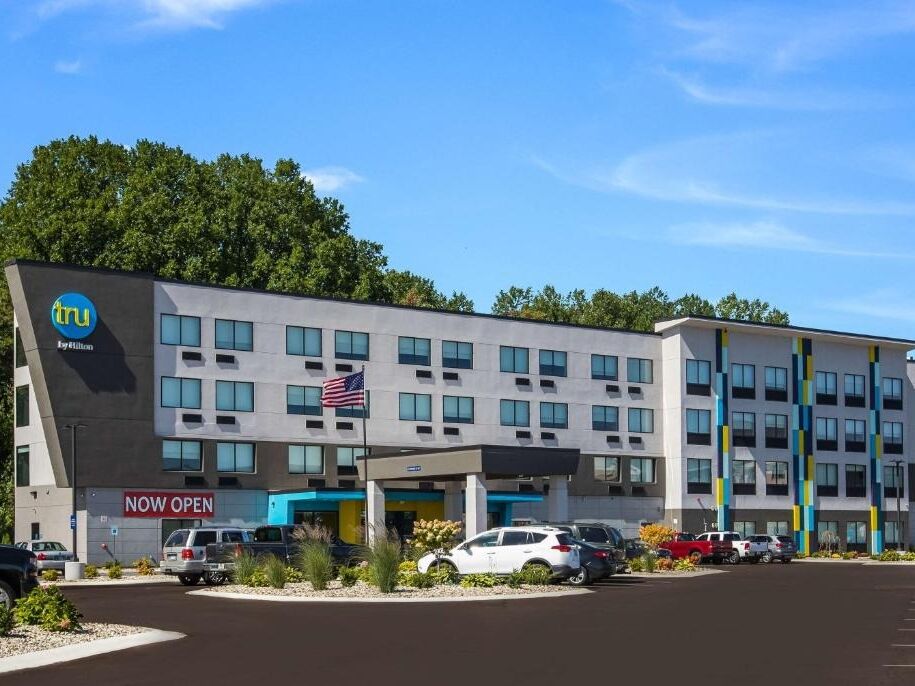 Picture of Tru by Hilton Saint Joseph
