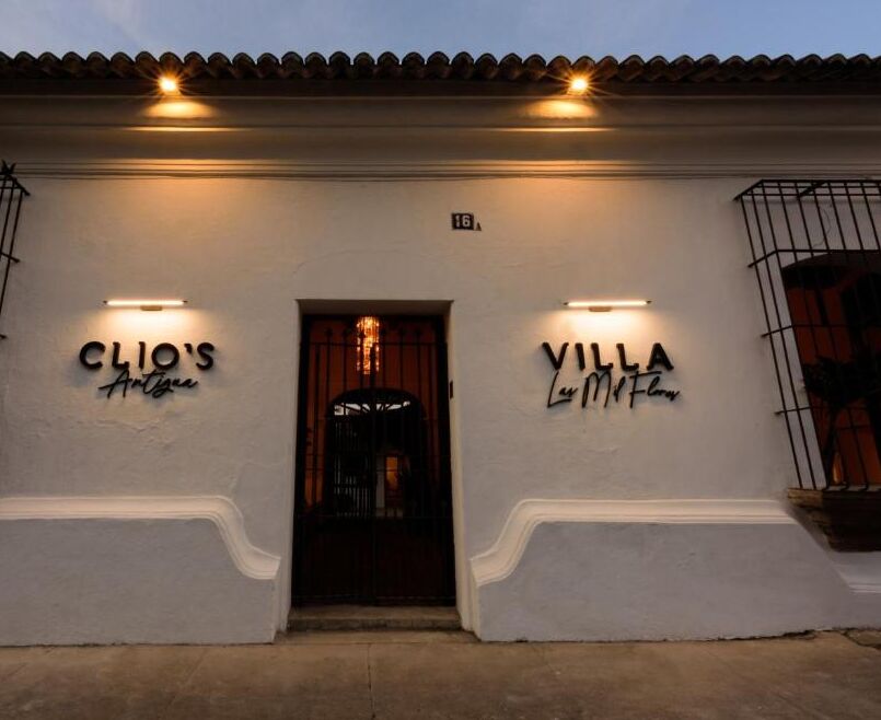 Picture of Hotel Villa las Mil Flores