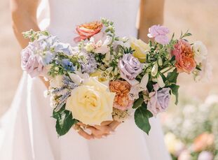 <a href="https://www.instagram.com/arianafrayer/" target="_blank">Ariana Frayer</a> and Adam Schmitt tied the knot with a nautical wedding along the c