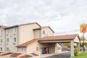 Picture of Super 8 by Wyndham Logan