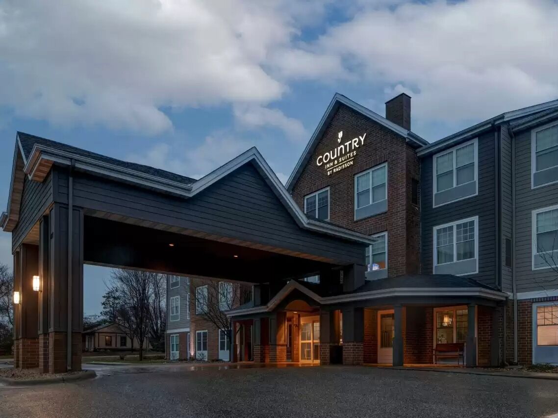 Picture of Country Inn & Suites by Radisson Red Wing