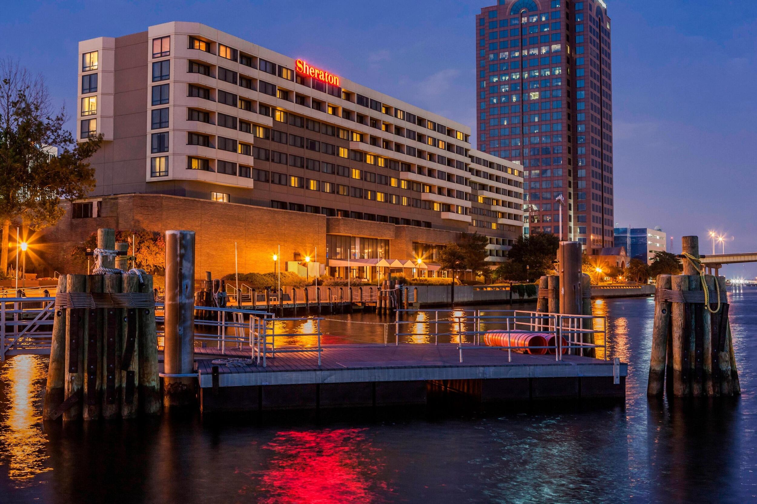 Picture of Sheraton Norfolk Waterside Hotel
