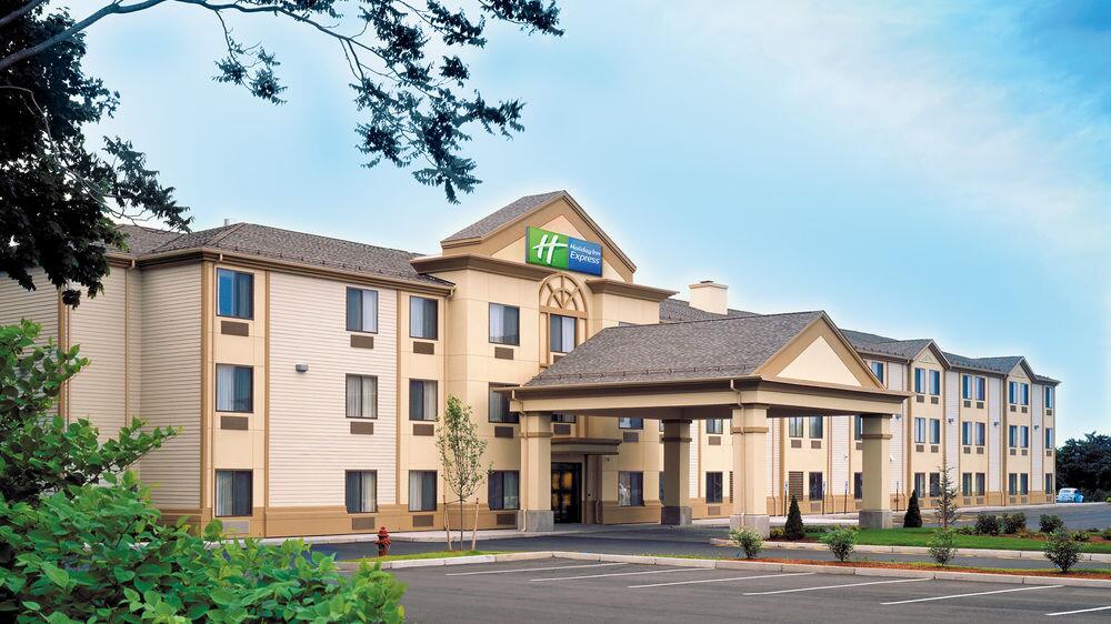 Picture of Holiday Inn Express Middletown/Newport