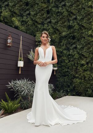 Le Blanc LE110 Portia Fit-and-Flare Wedding Dress