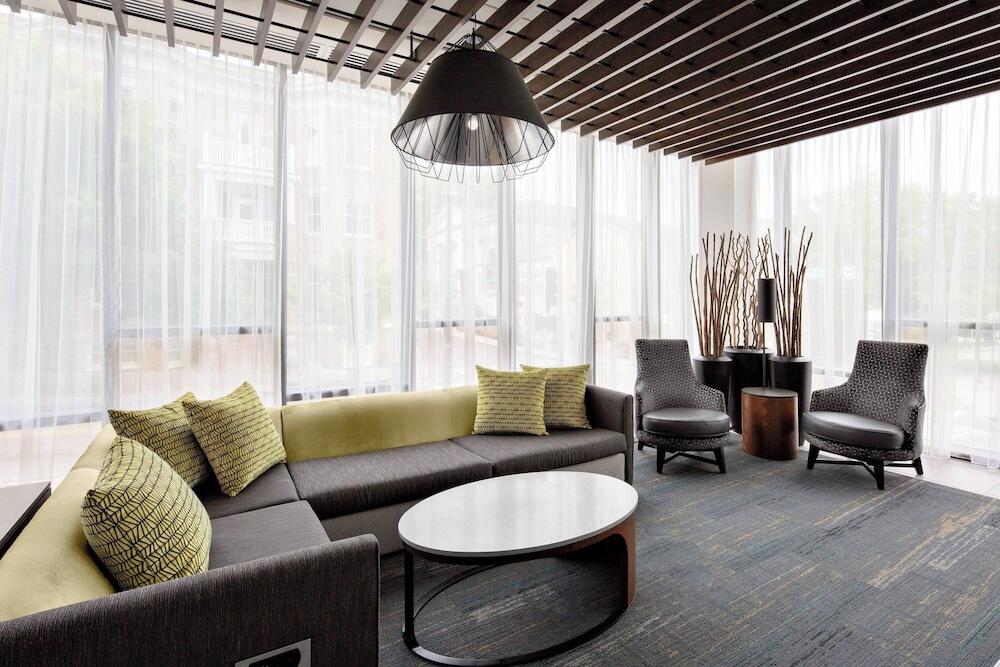 Picture of Courtyard by Marriott Knoxville Downtown