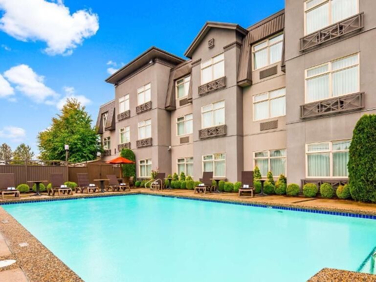 Picture of Best Western Plus Pitt Meadows Inn & Suites
