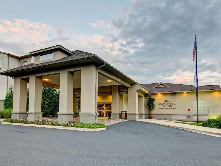Picture of Homewood Suites by Hilton Leesburg