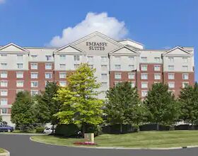 Picture of Embassy Suites by Hilton Cleveland Rockside