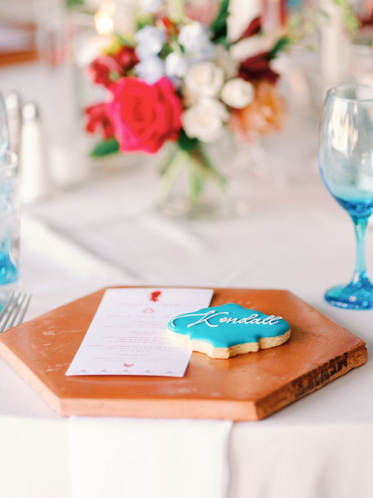 Custom cookie place card idea for a personalized wedding reception. 