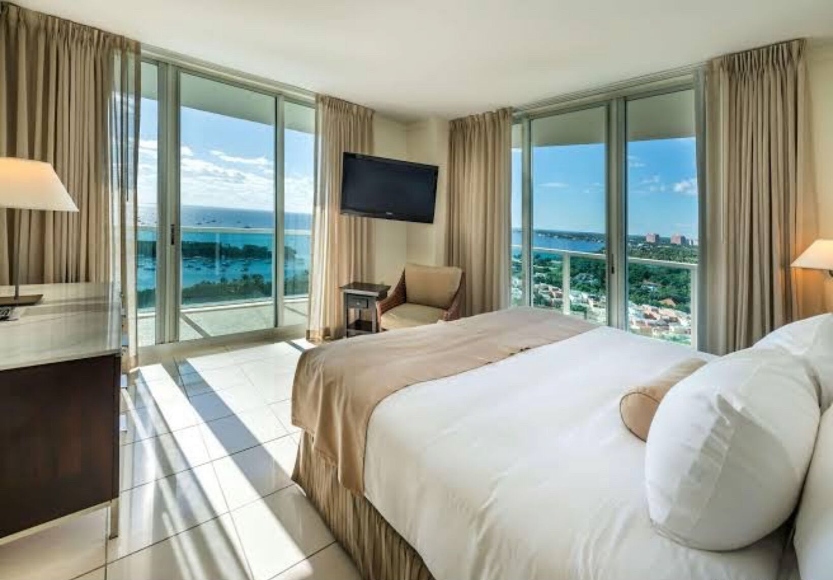 Picture of Hotel Arya Coconut Grove