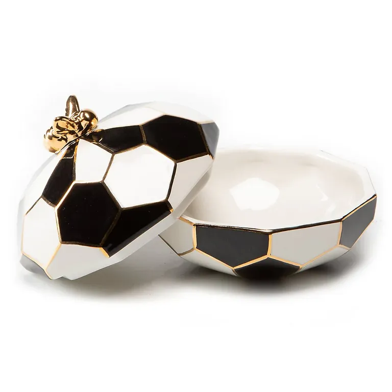Black and white Queen Bee engagement ring Dish