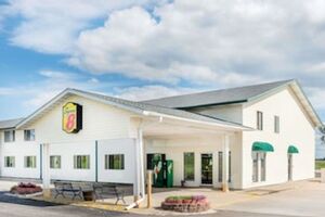 Picture of Super 8 by Wyndham Okawville