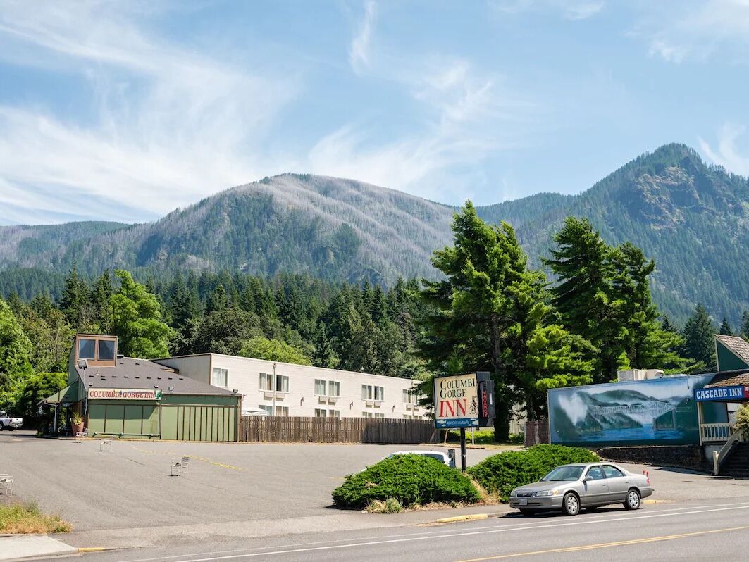 Picture of Columbia Gorge Inn