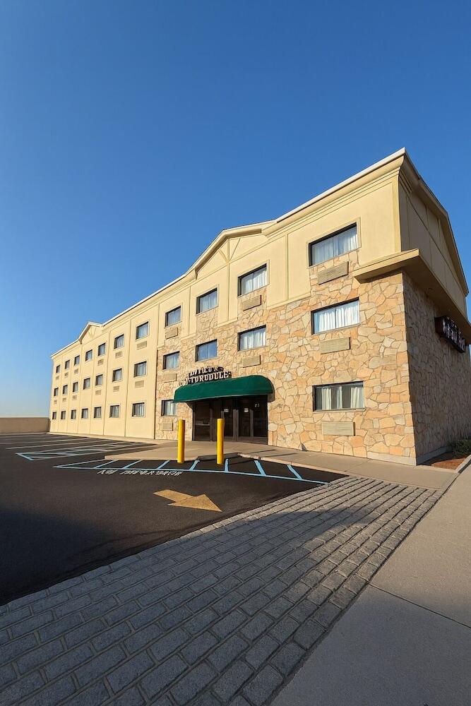 Picture of The Floral Park Motor Lodge