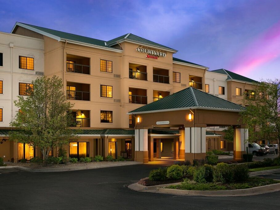 Picture of Courtyard by Marriott Blue Springs