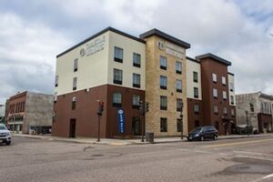 Picture of Cobblestone Hotel & Suites – Chippewa Falls