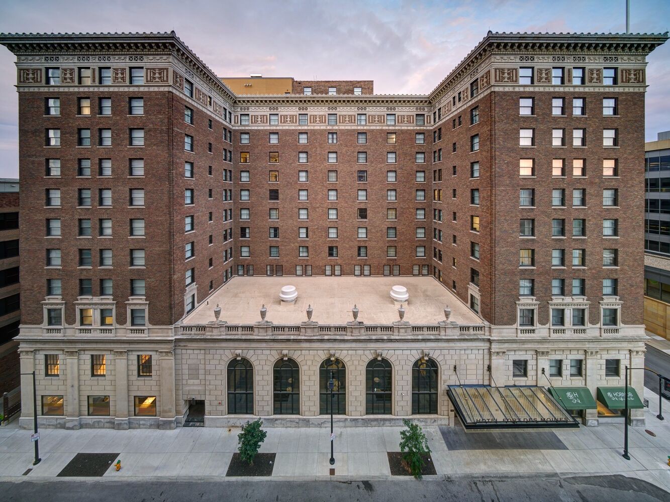 Picture of Hotel Fort Des Moines, Curio Collection by Hilton