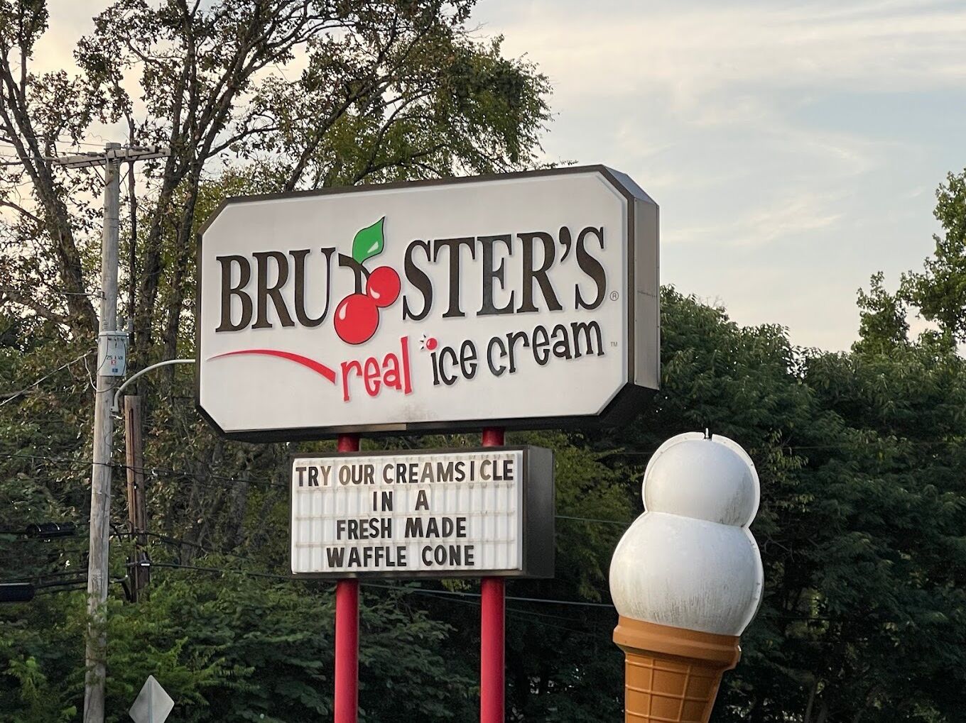 Picture of Bruster's Real Ice Cream