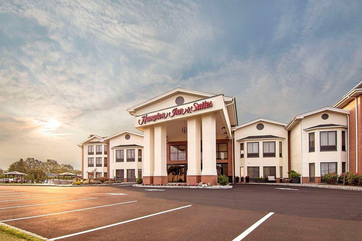 Picture of Hampton Inn & Suites Fairfield