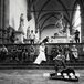 Before joining their family members and friends, Lindsay and Robert took a few private moments to walk through Florence. The couple were able to the capture the beauty of the city in their first-look shots.