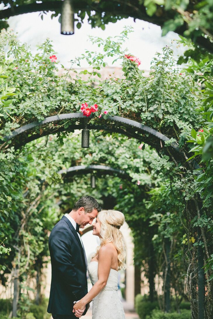 For Kendrick and Aron's wedding at the Toscana Country Club in Indian Wells, California, Jesi Haack and her team of designers combined bright colorful