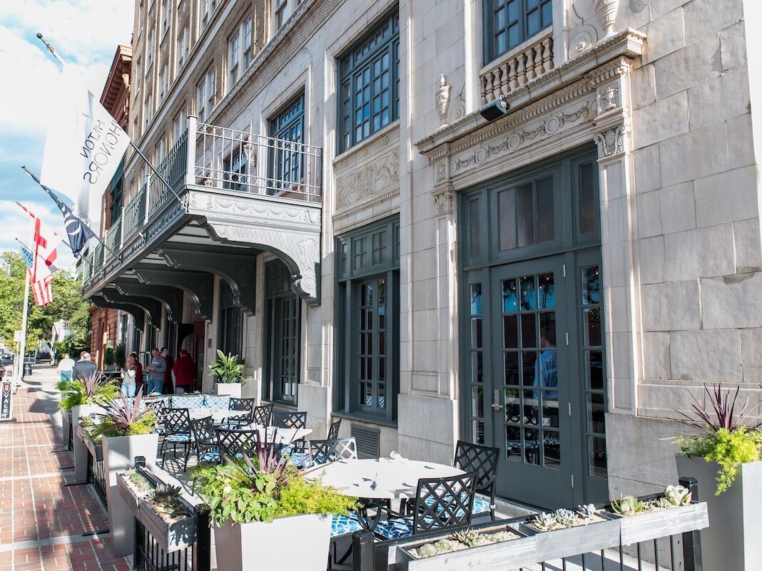 Picture of Redmont Hotel