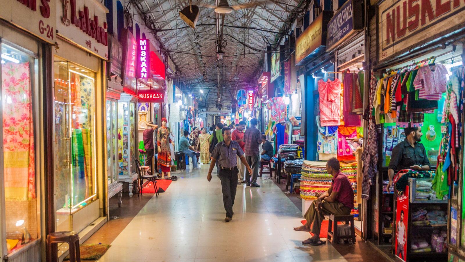 Picture of Dakshinapan Shopping Complex