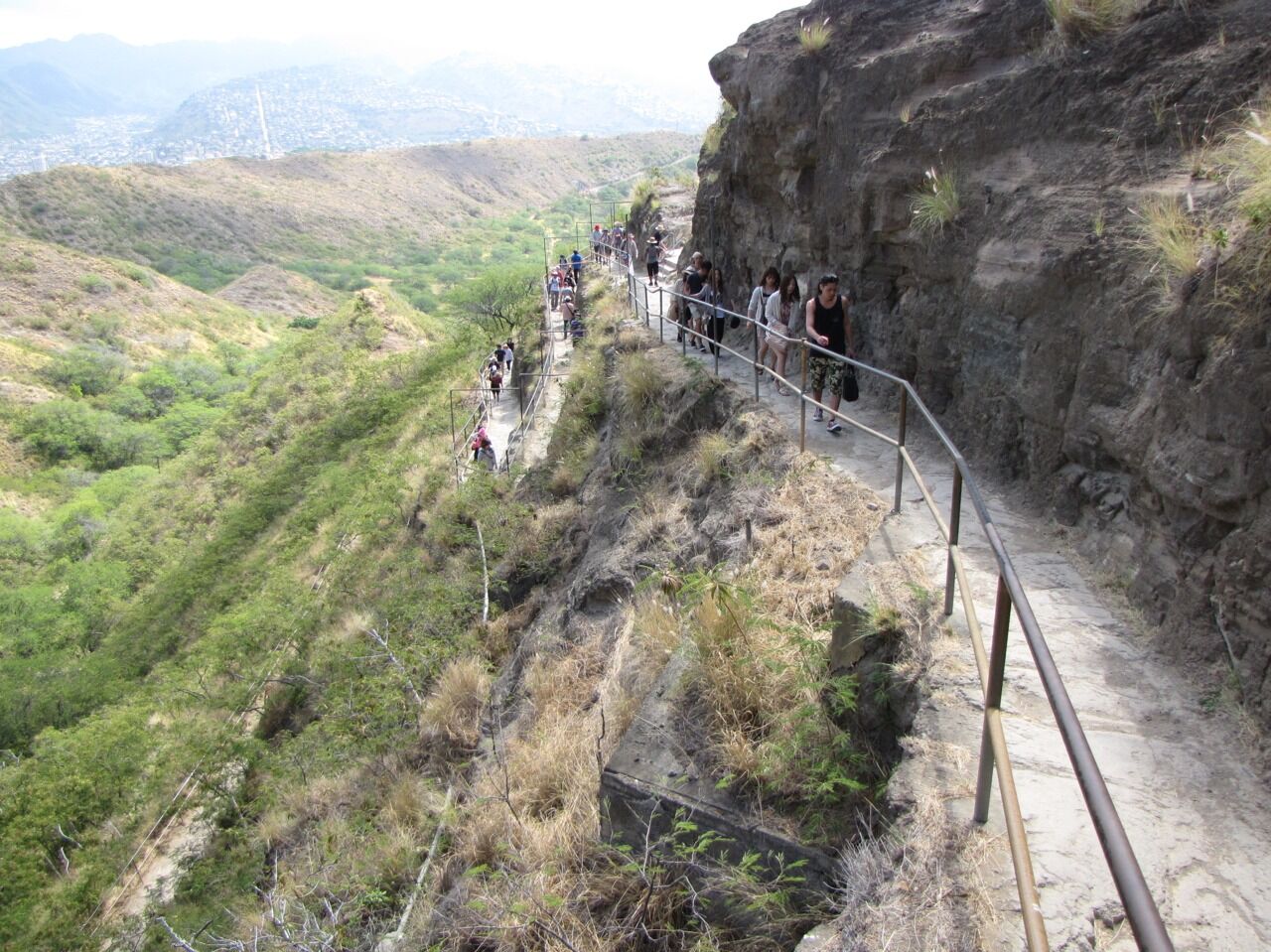 Picture of Diamond Head Crater Trailhead