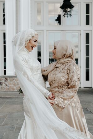 Bridal Party Portraits at The Ryland Inn in Whitehouse Station, New Jersey