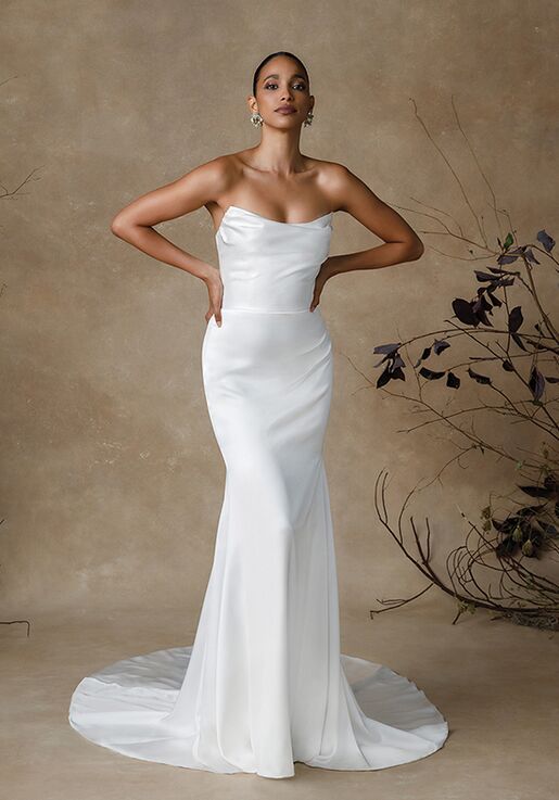 Justin Alexander Gwinn Fit-and-Flare Wedding Dress