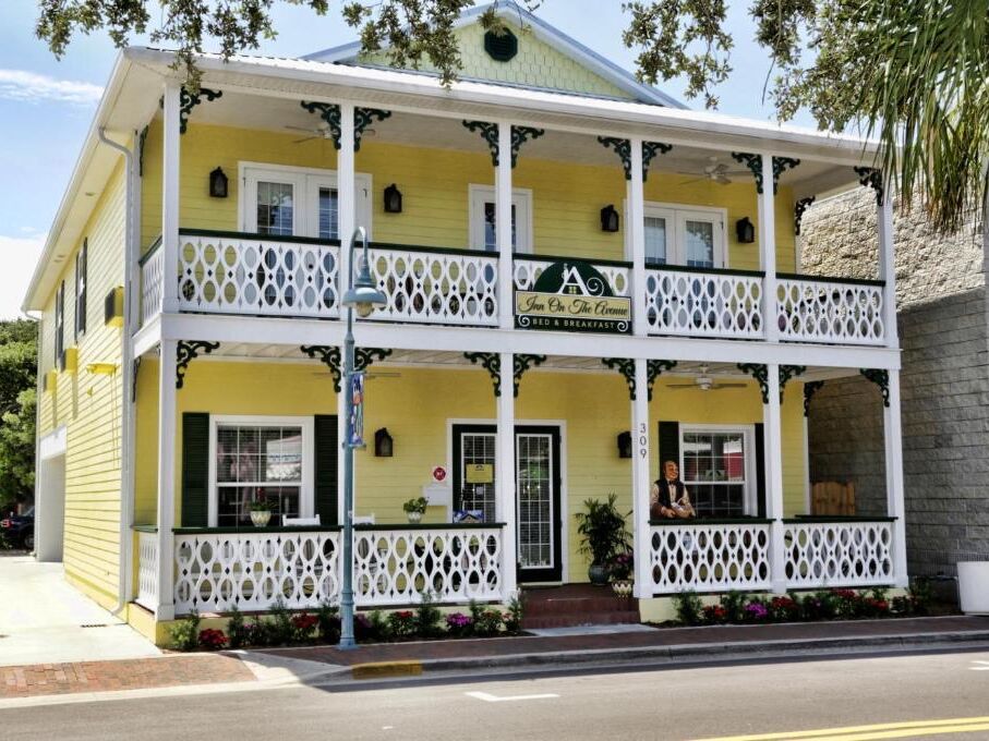 Picture of Inn On The Avenue Bed & Breakfast