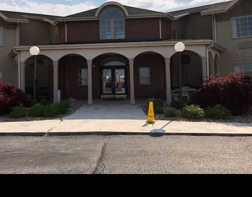 Picture of Irish House Hotel