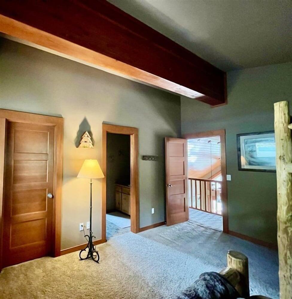 Picture of River Rock Mountain Cabin