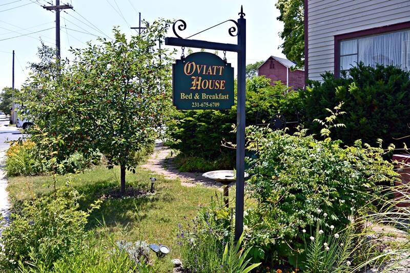 Picture of Oviatt House Bed and Breakfast