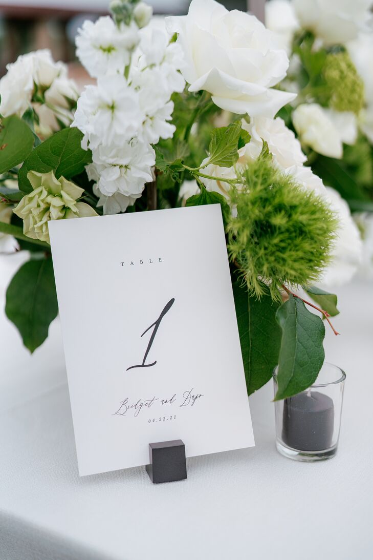 Black-and-White Modern Table Number in Marble Table Number Holder