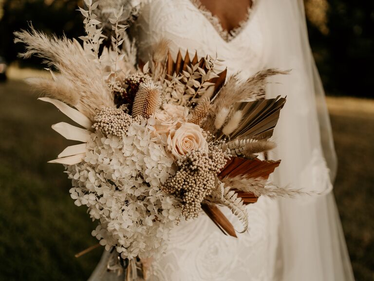 dried flower arrangements for weddings